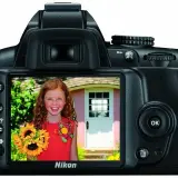 Nikon D3000 w 2026: Czy warto kupić? Recenzja i ceny.