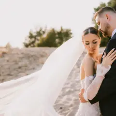 Ile kosztuje fotograf na wesele 2026? Ceny, pakiety i porady