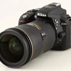 Nikon D5300 w 2026: Czy warto kupić? Recenzja i porady