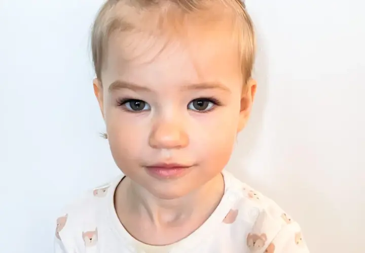 Zdjęcie dziecka do dowodu w domu: Zrób to sam! Poradnik